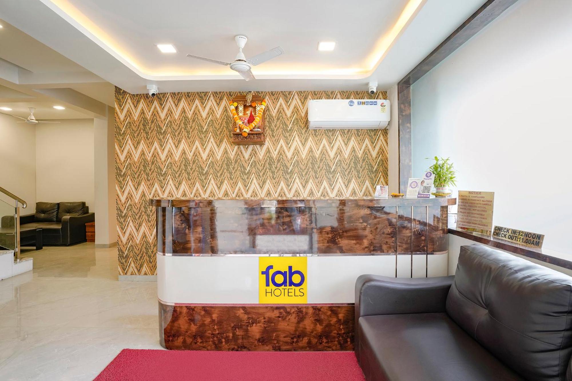 Fabhotel The Mint Mumbai Exterior foto